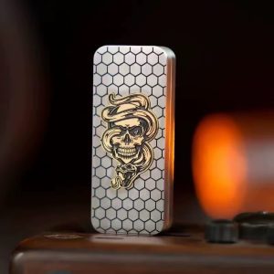 Snake Pushing Machinery Intensive Rhythmic Machinery Pushing Plate Metal Decompression Toy